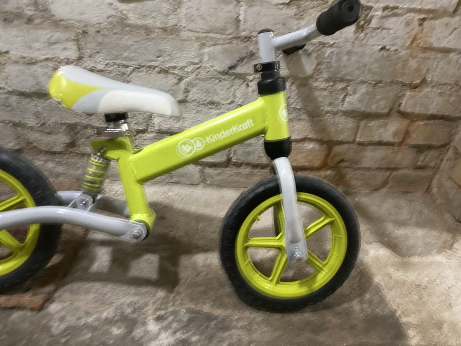 Rowerek biegowy z amortyzatorem