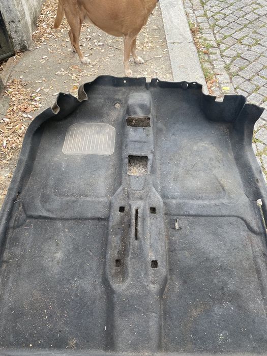 Alcatifa peugeot 106 GTI saxo cup em muito bom estado