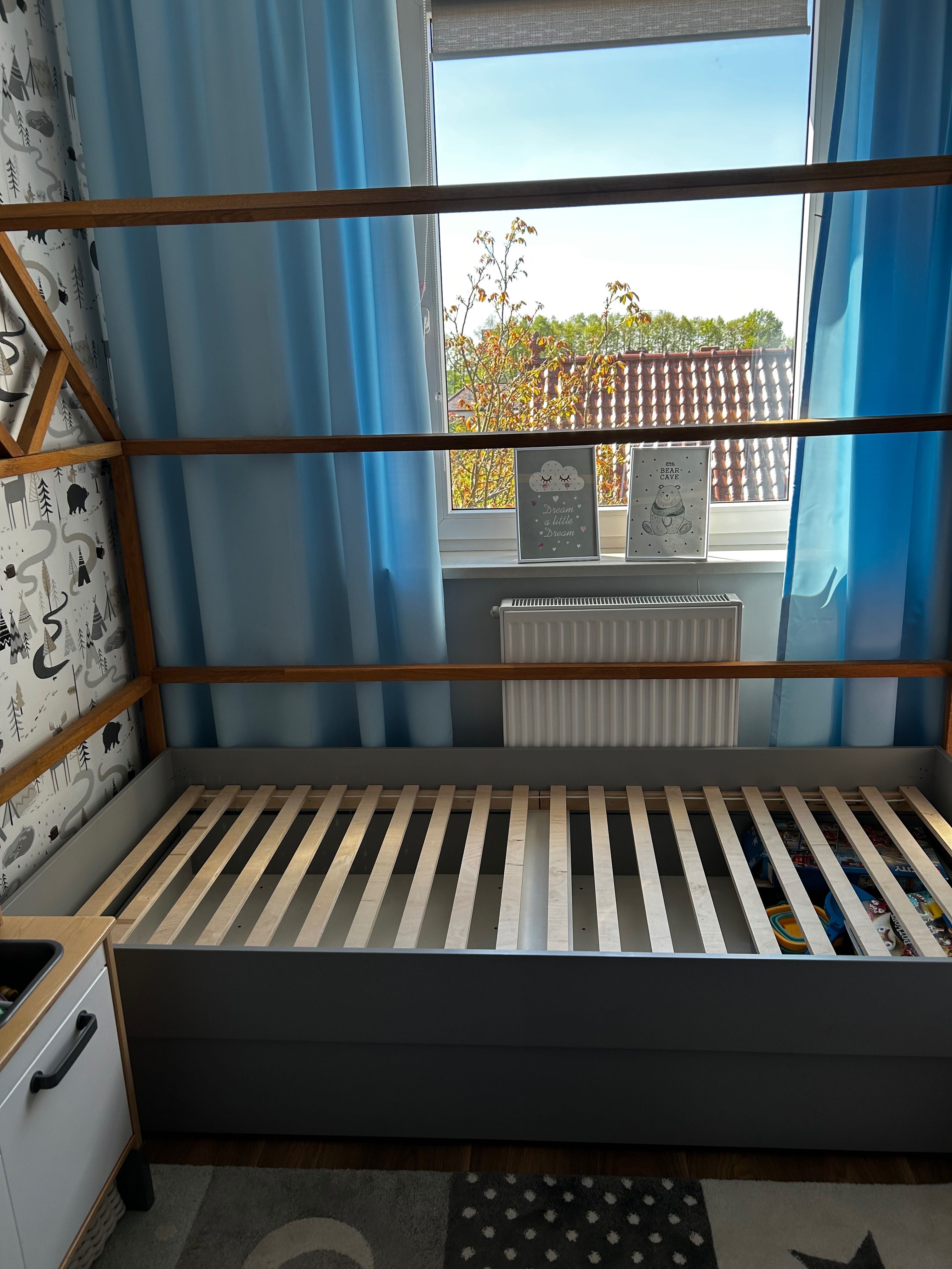 Łóżko  drewniany domek 90x200 plus skrzynia
