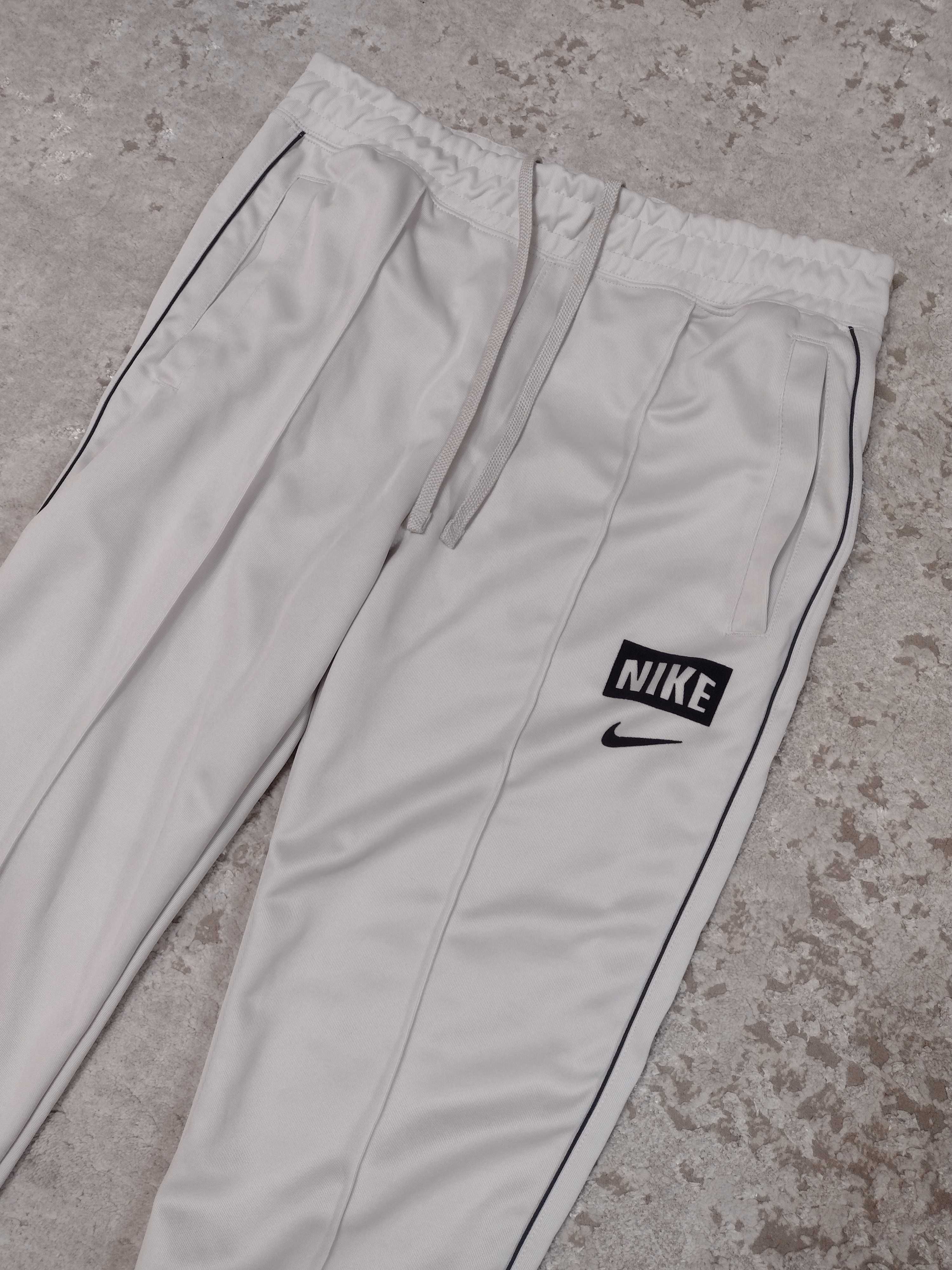 Мужские брюки nike sportswear