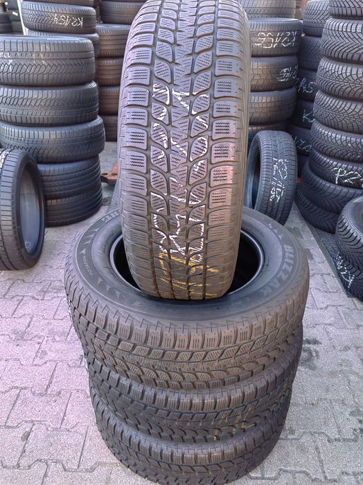 235/65R17 108H Bridgestone Blizzak LM-25 Komplet zima KZ158