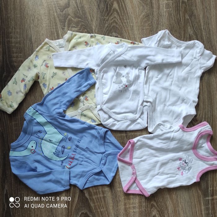 Продам боді 50 рост