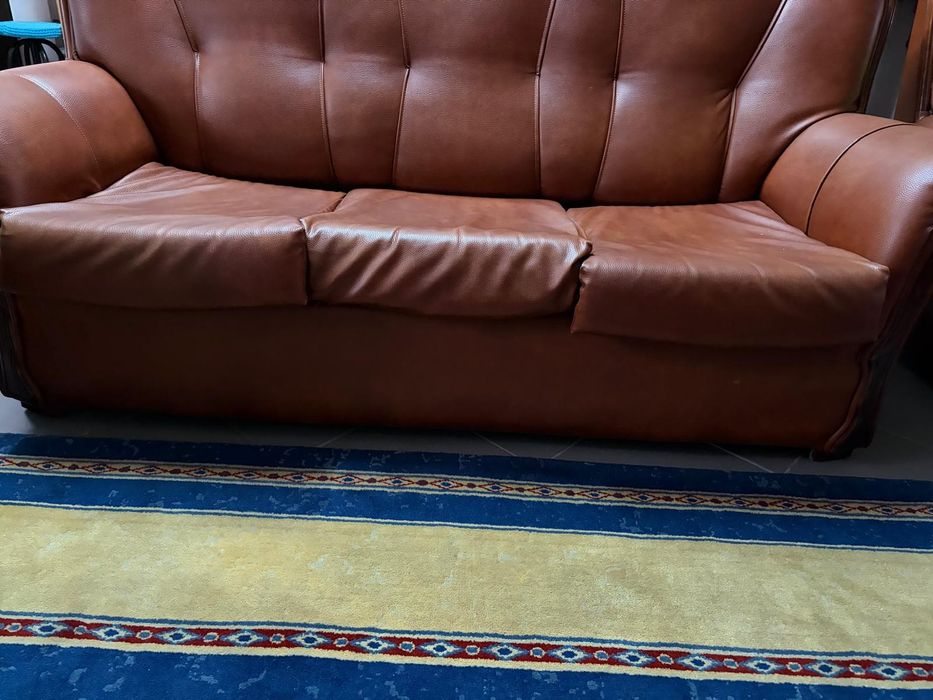 Conjunto de Sofás castanhos