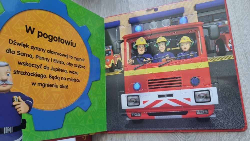 Zestaw Strażak Sam: książka i puzzle.