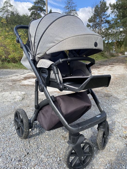 Коляска Roan bass next
