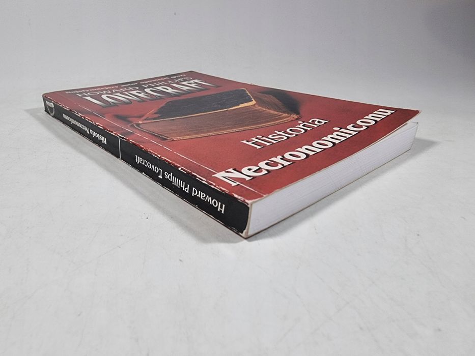 Historia Necronomiconu / Howard Phillips Lovecraft