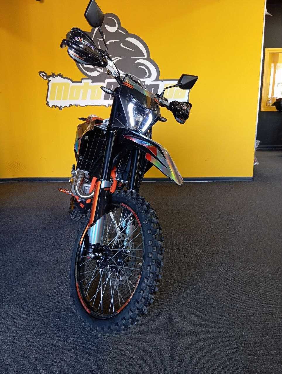 Мотоцикл EXDRIVE HYPER 300