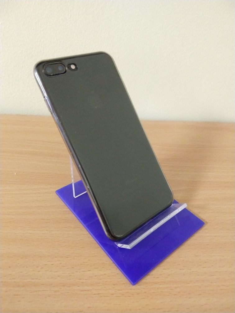 Iphone 7 plus продам.