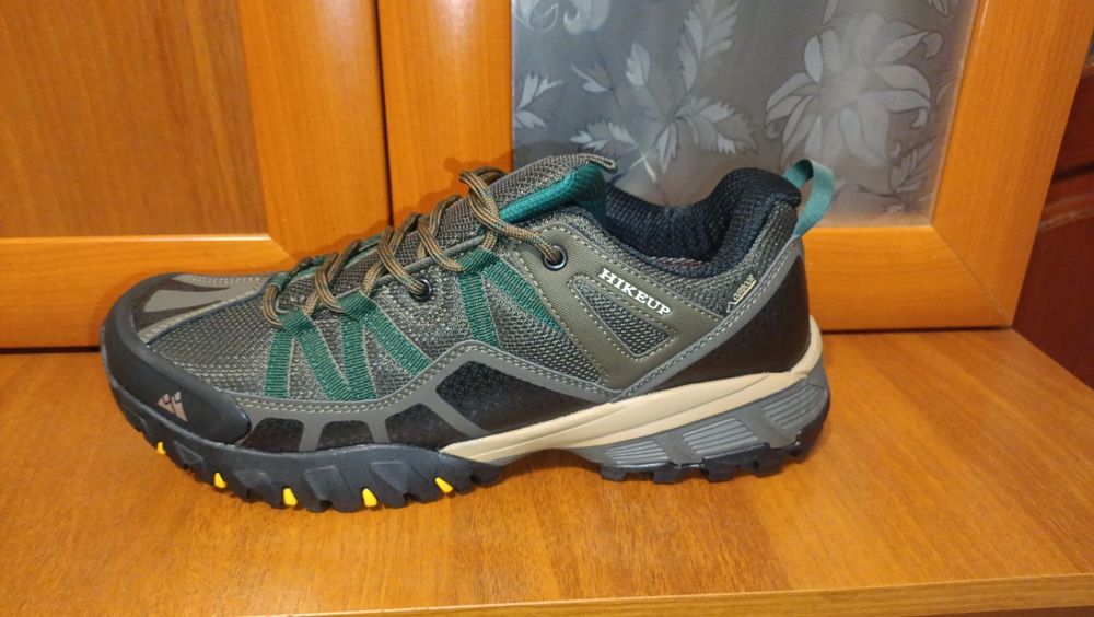 HikeUp демісезонні трекінгові кросівки