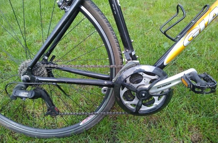 Rower trekkingowy aluminiowy Giant FCR koła 28 cali