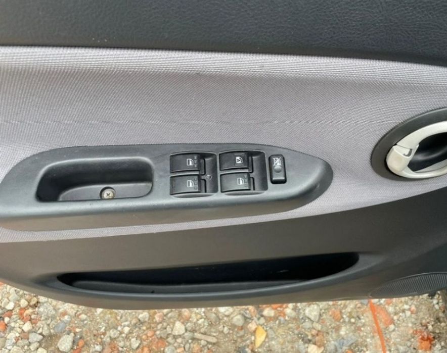 Daihatsu Travis 2008 Japan 165000 км 1 л МКПП Дайхатсу Тревис Япония