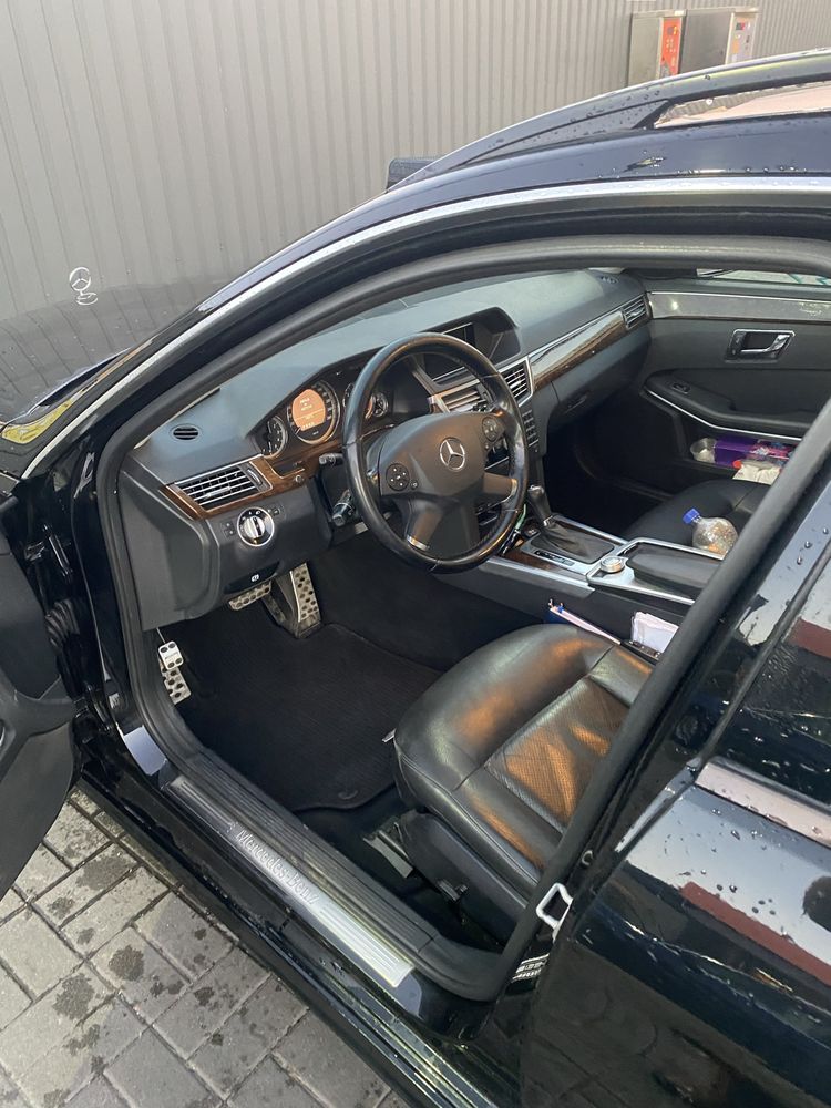 Mersedes W212 E200