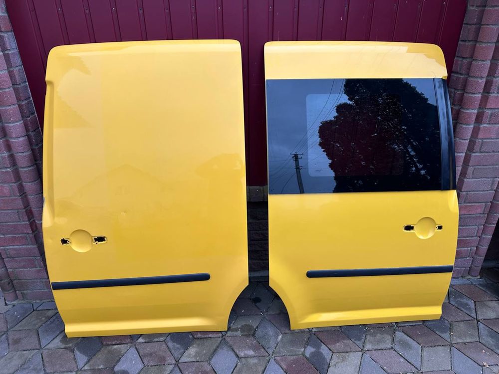 Дверка Двері Бокова здвижна ліва права VW Volkswagen Caddy