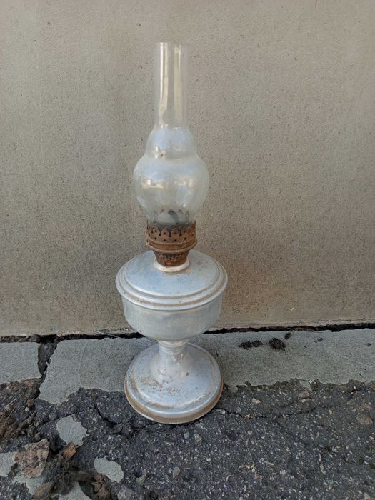 Керосинова лампа