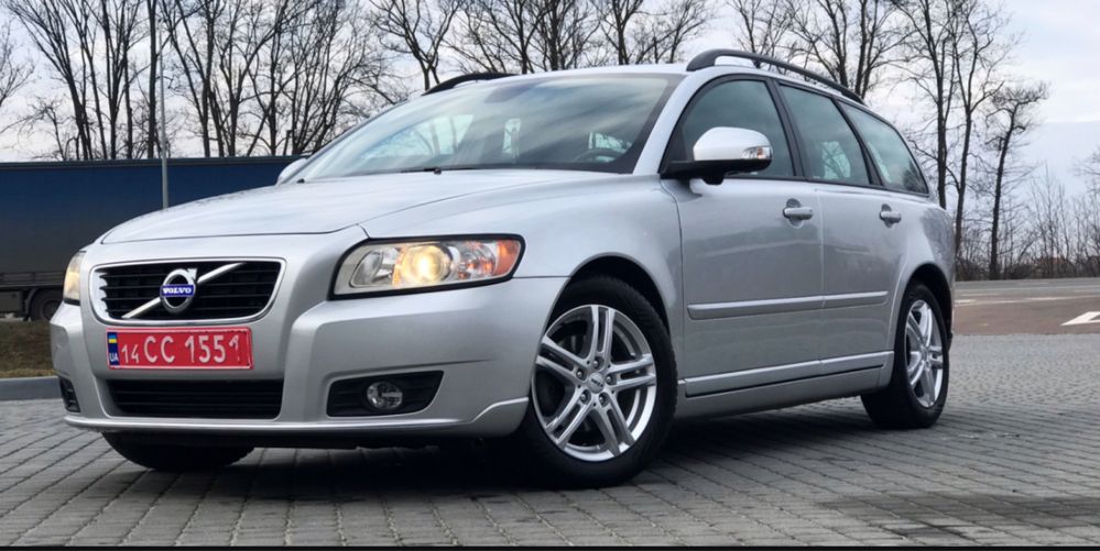 Авторазборка разборка Вольво В50 С40 запчасти Volvo V50 S40 шрот