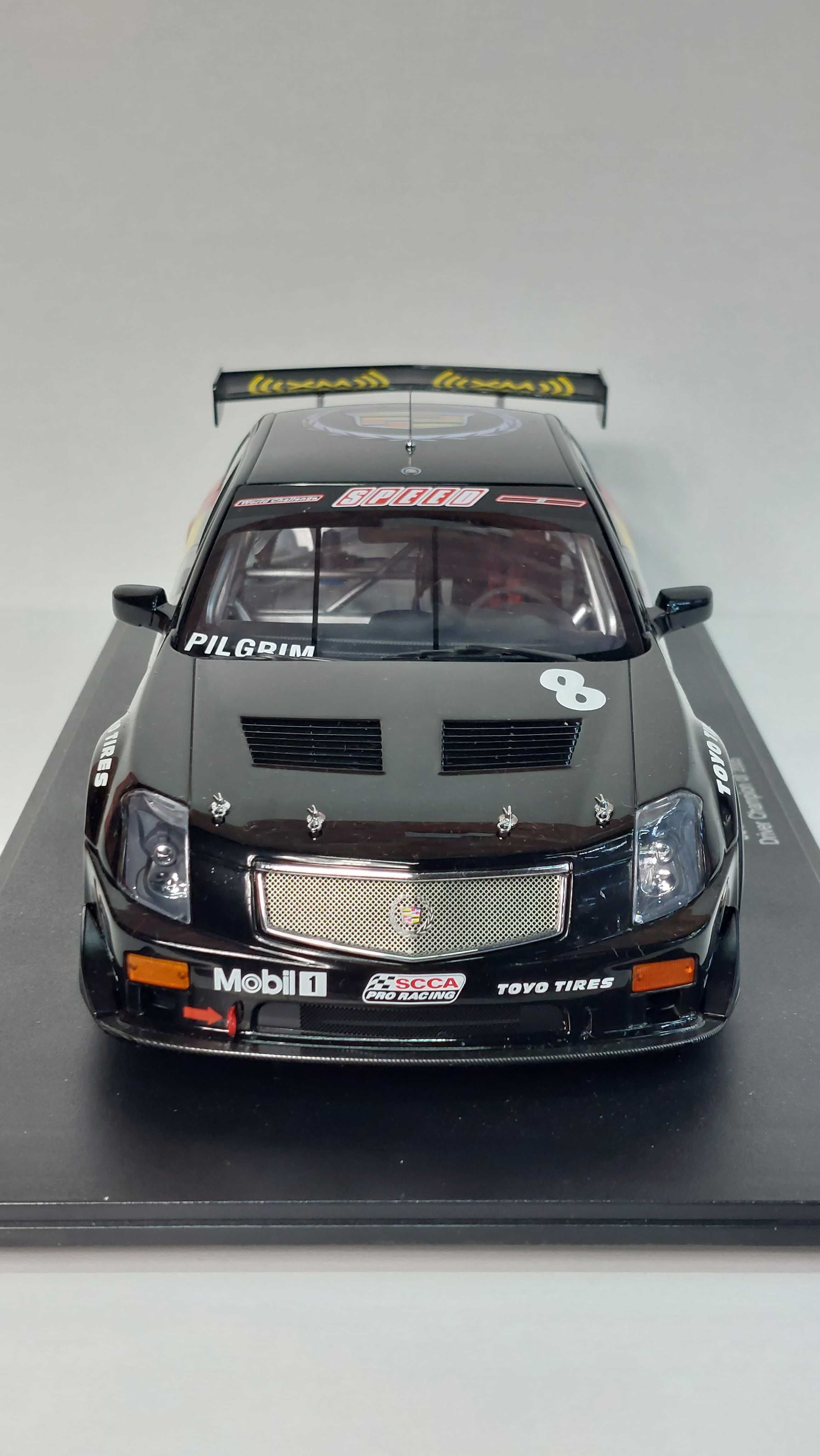 Cadillac CTS-V 2005 Autoart 1:18