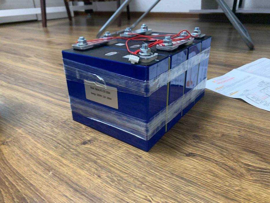 Комплект 4 нових LifePO4 3.2V 100ah комірки + BMS плата