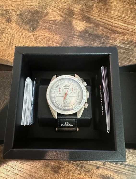 Omega X Swatch Bioceramic Moonswatch Mission to Jupiter