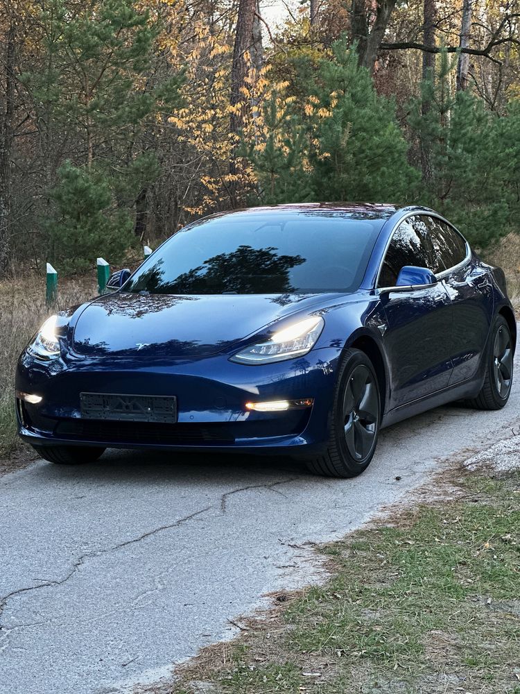 Tesla model 3 long range 2018