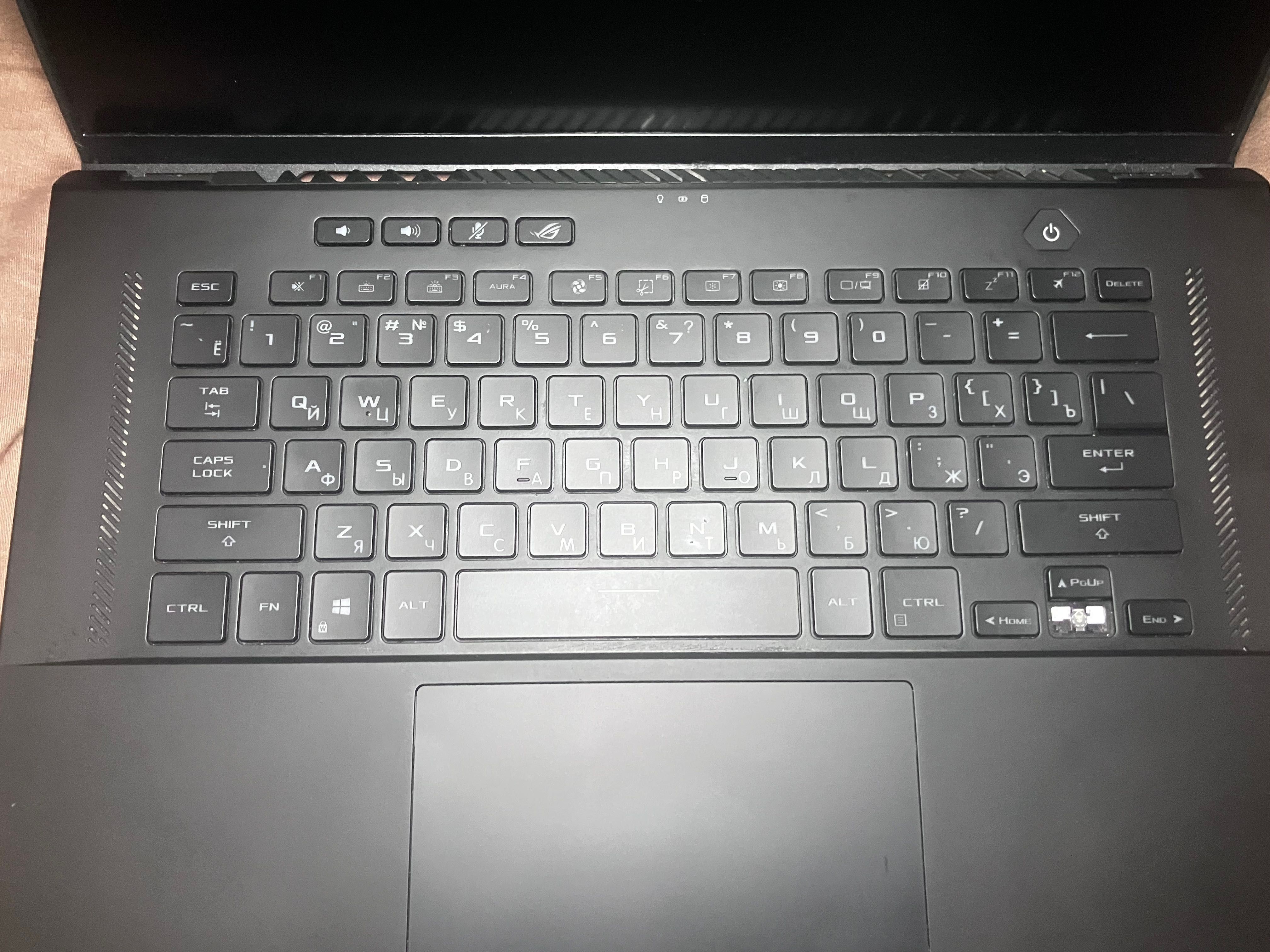 Laptop Asus rog Zephyrus m16