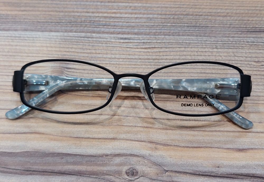 Женские узкие черные оправы с мраморными заушниками R102 от Rampage!