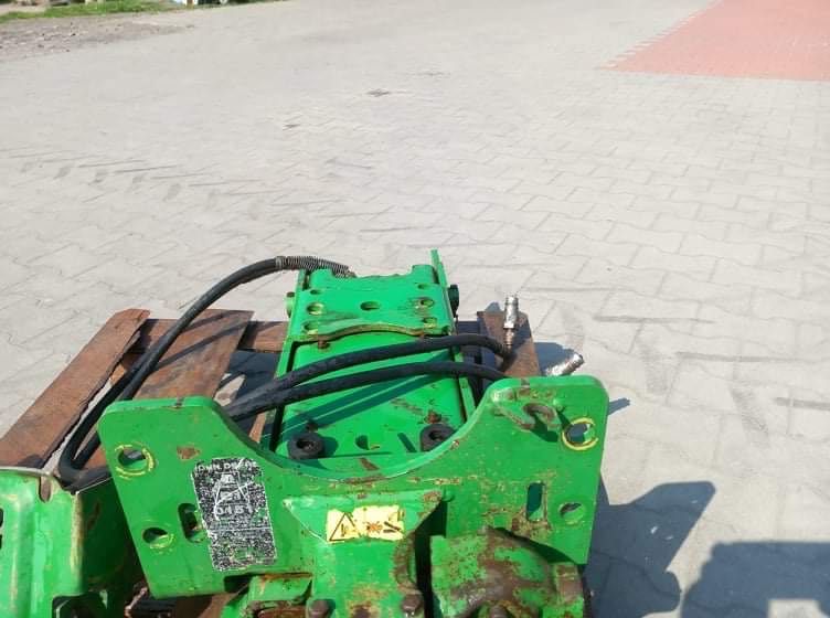 Zaczep dolny John Deere Hitch z listwa wymienną seria 6000