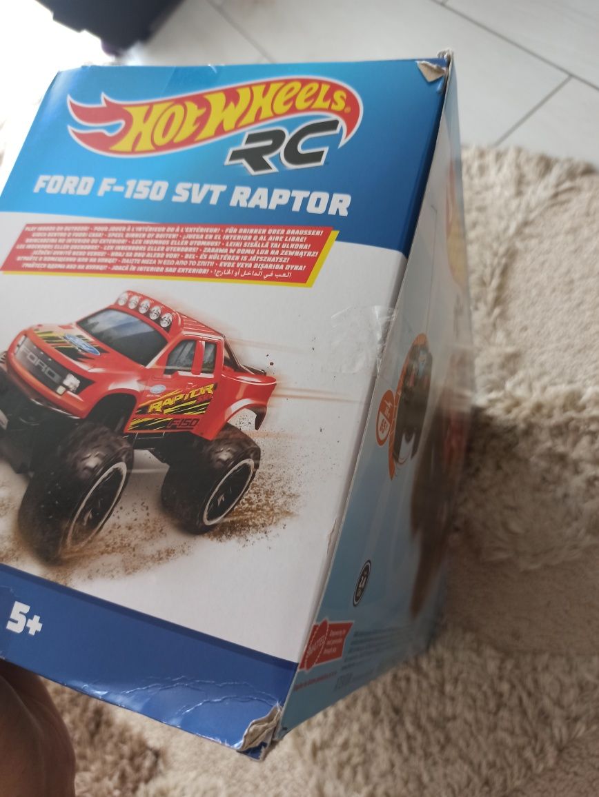 Машинка на радіокеруванні Hot Wheels RC Ford F 150