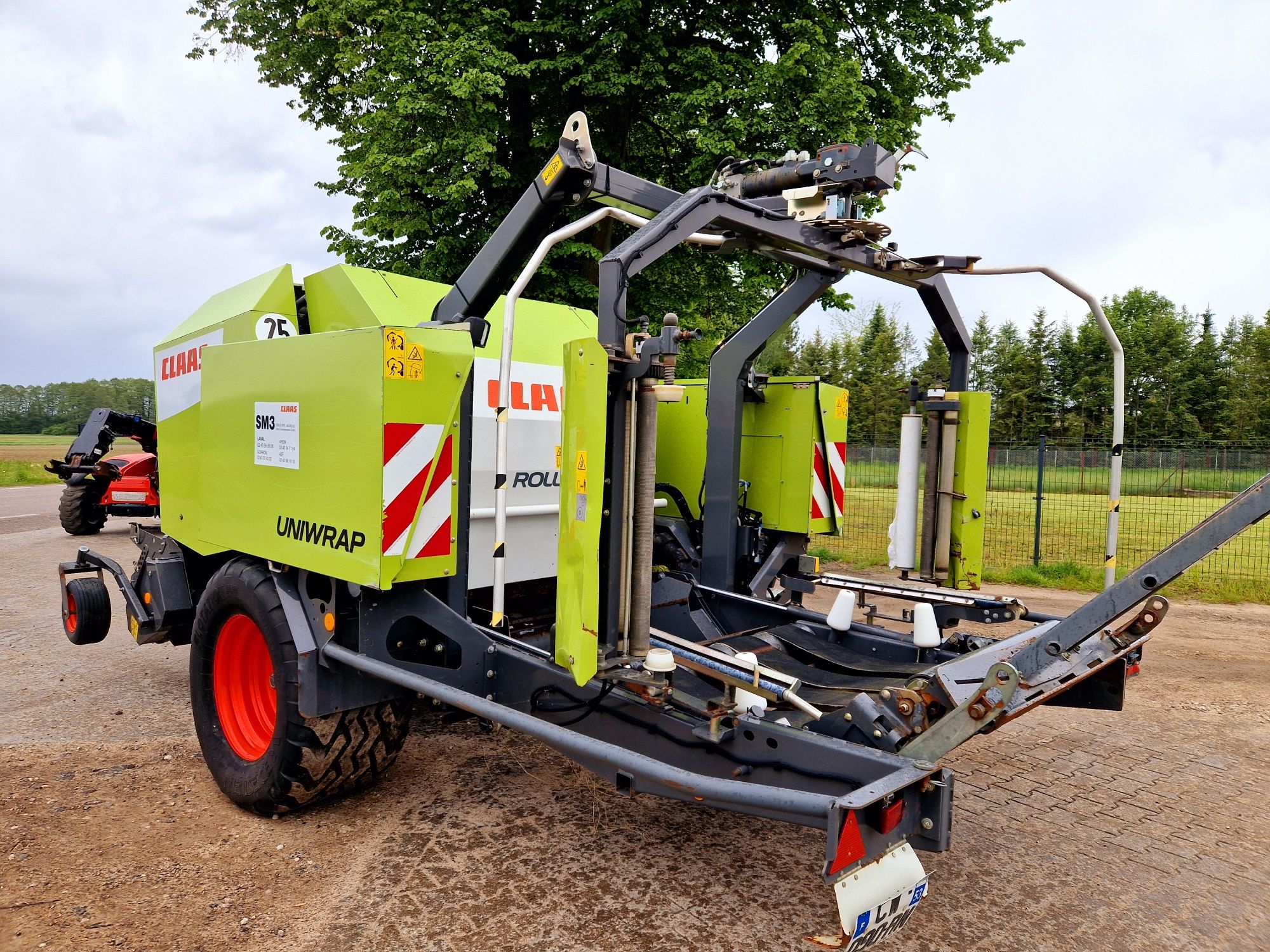 Claas Rollant 375 uniwrap prasoowijarka bardzo dobry stan  krone Brutt