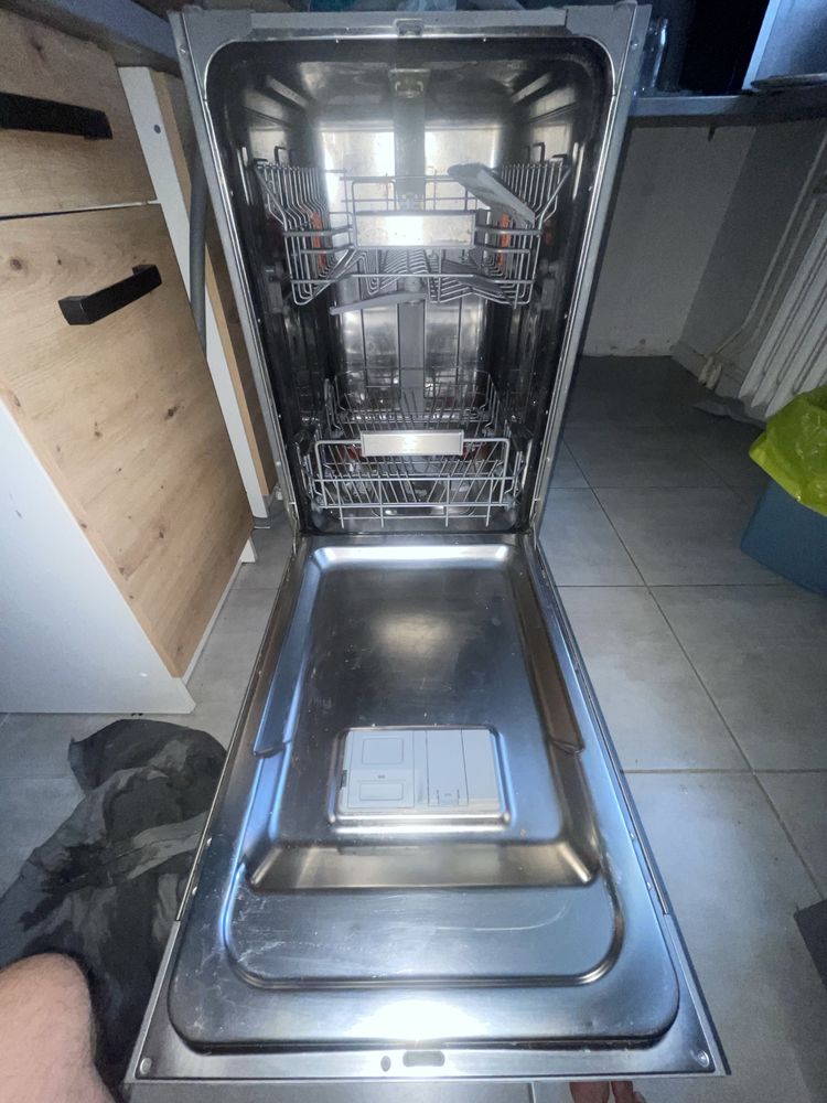 Zmywarka hotpoint HSFO3T223WCX