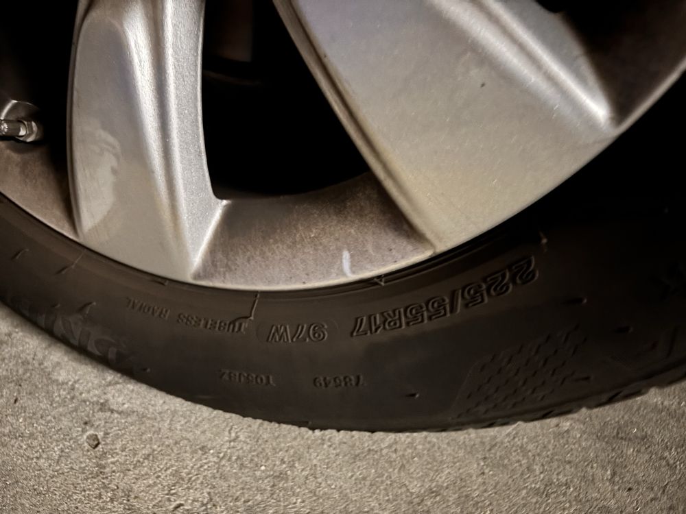 1 Pneu 225/55/R17 BRIDGESTONE