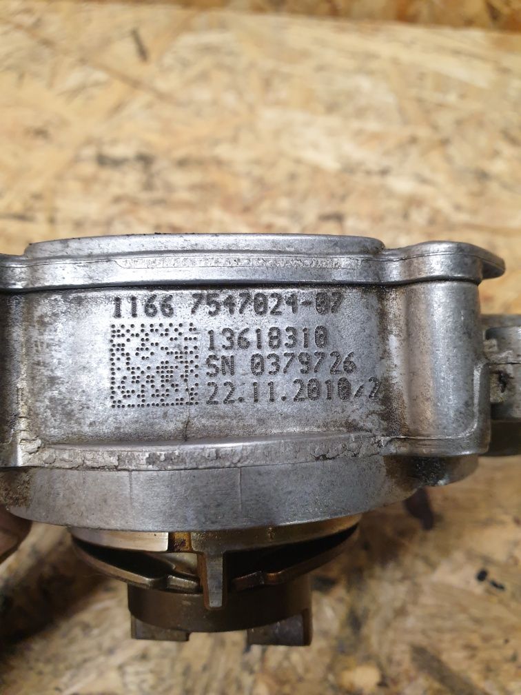 Bmw n43 E90 E91 E87 E60 vacu vacum vacupompa pompa podciśnienia