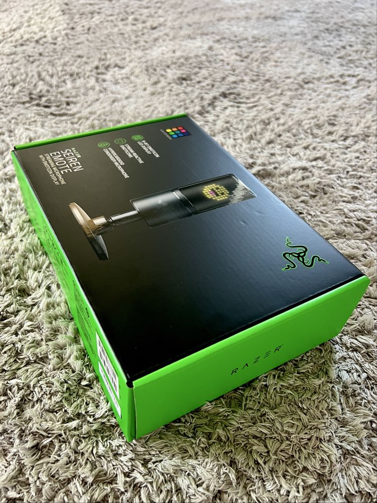 Mikrofon RAZER Seiren Emote Hiperkardioidalny