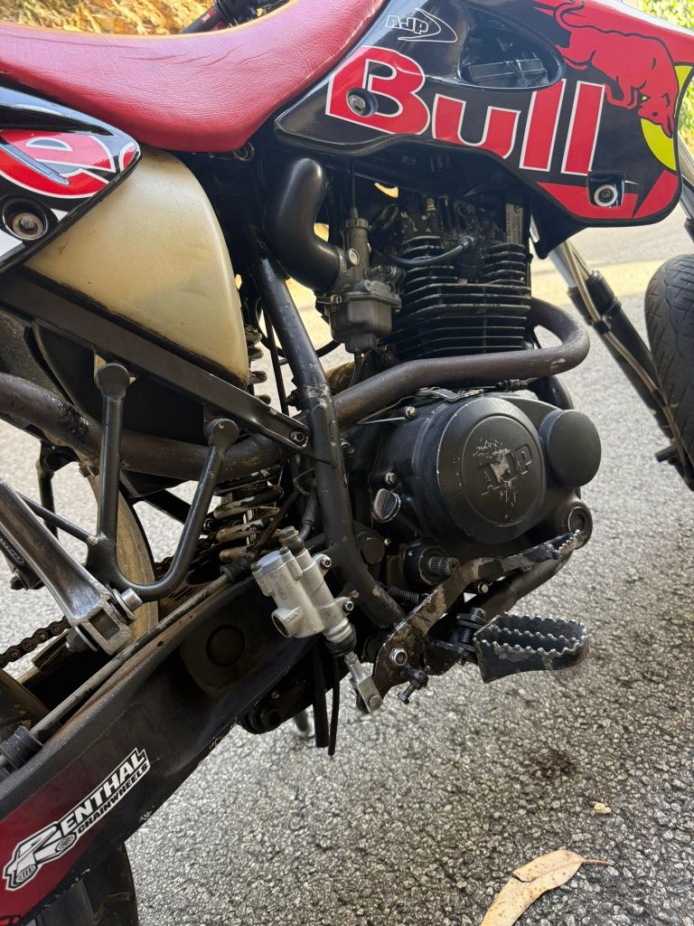 Mota AJP Pr4 125 Supermota 2006