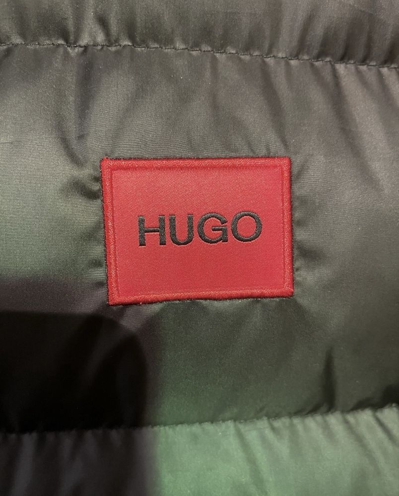 Жилетка HUGO оригинал  Размер М