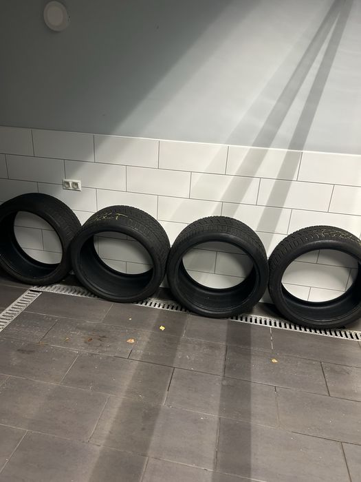Opony zimowe BMW X5, X6 ; 22 cale ; Continental Winter Contact TS 860S