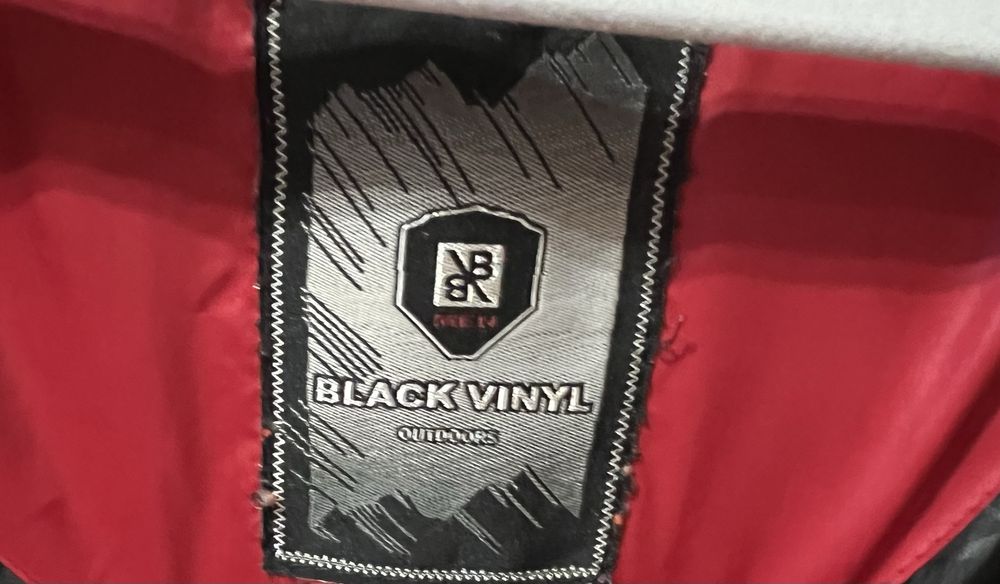 Чоловіча зимова куртка