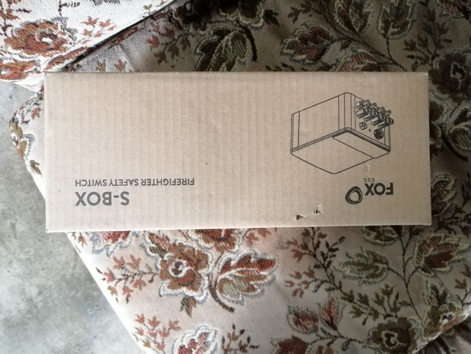 Foxess S-BOX Wyłącznik PPOŻ 2-stringi DC