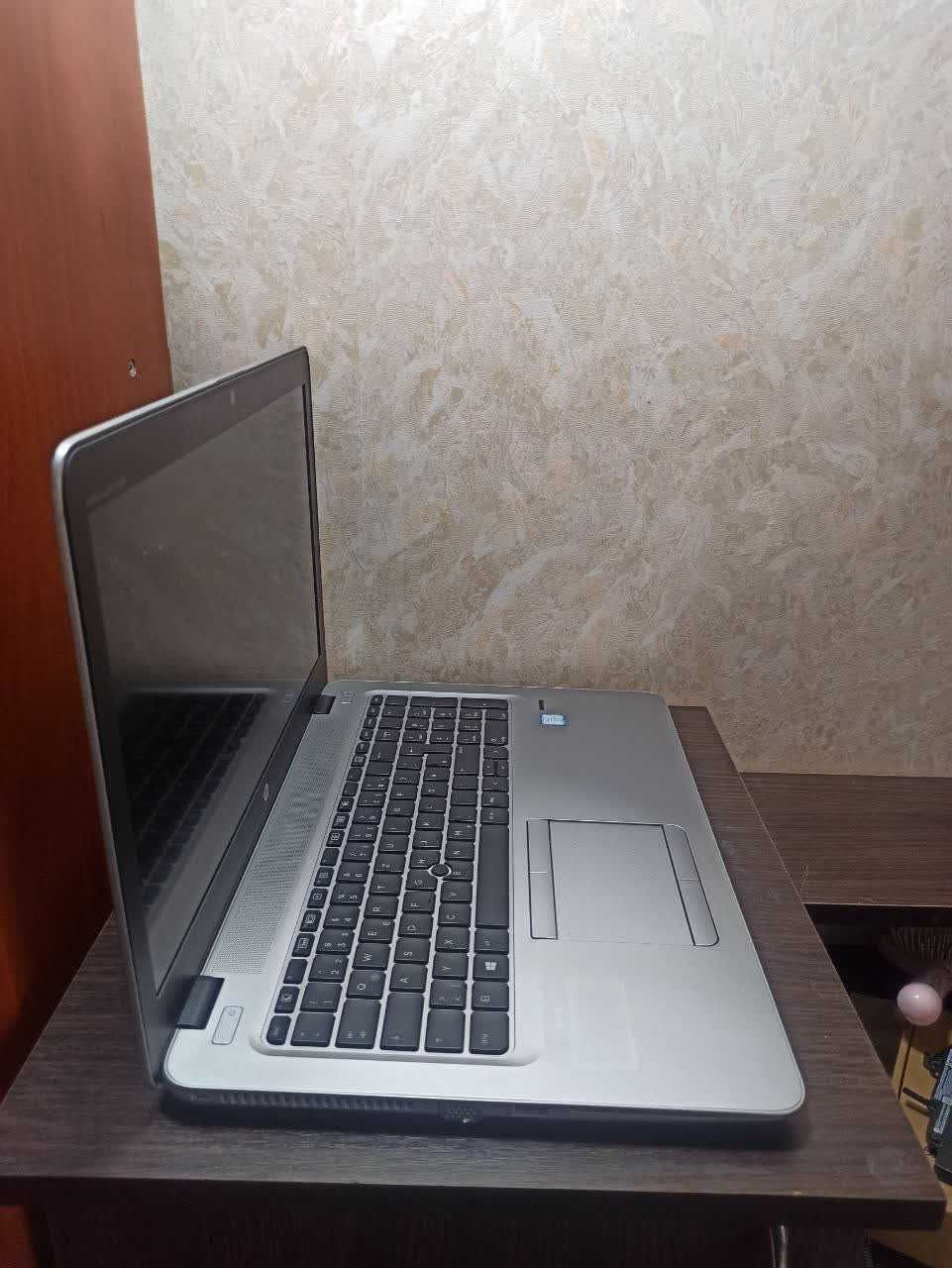 Ноутбук 15.6  HP EliteBook 850 g3 / I5 6300U