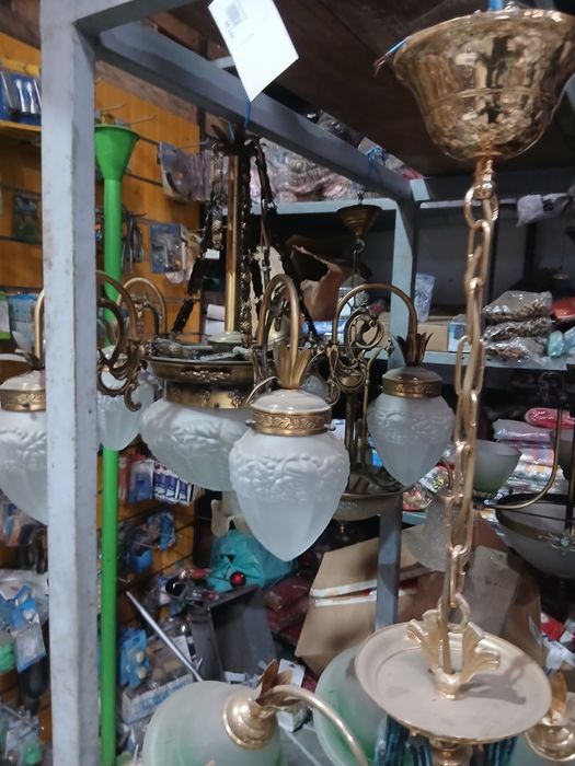 Diversos candeeiros