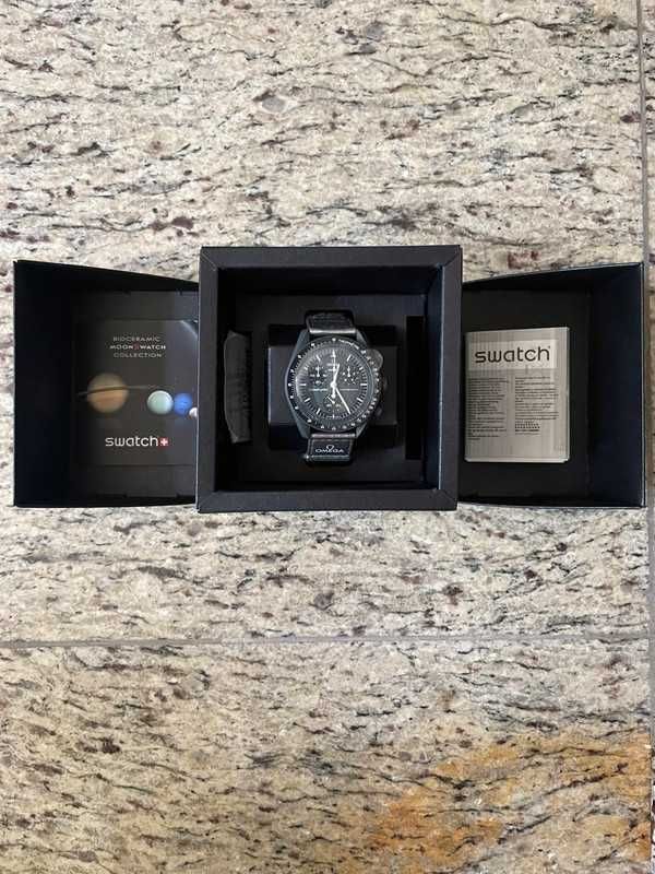 Swatch x Omega Bioceramic Moonswatch Mission to the Moon SO33M100