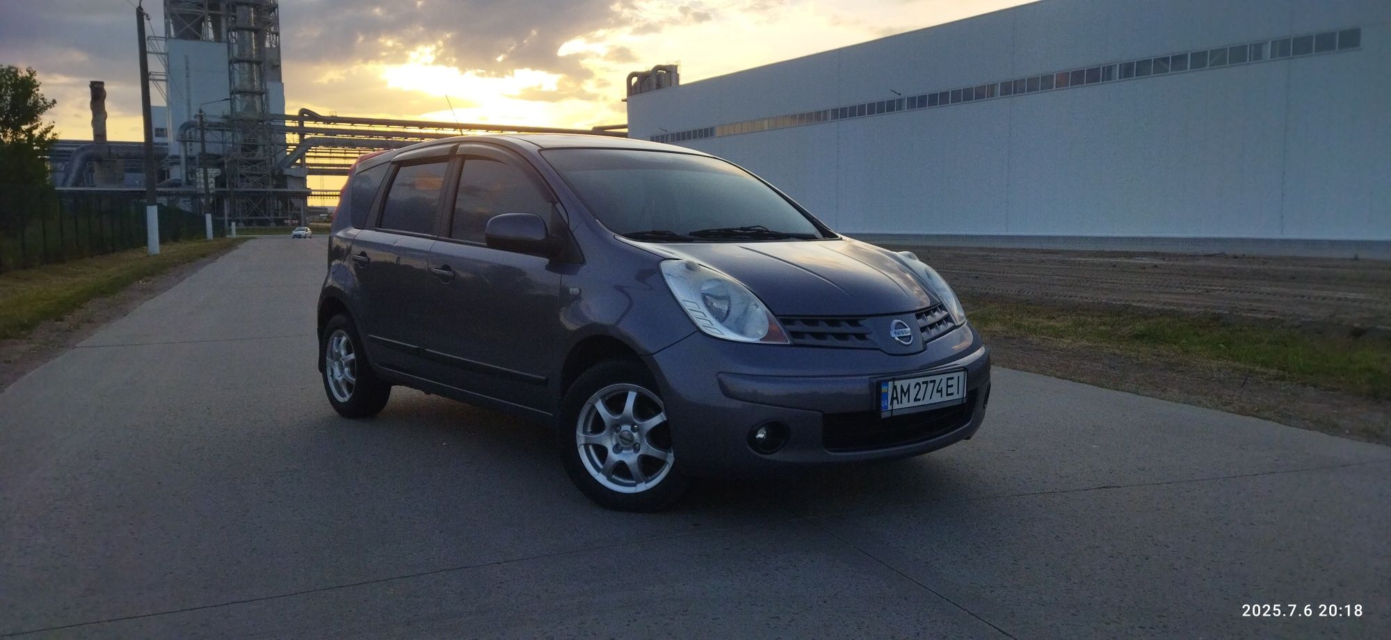 Продам автомобіль Нисан Ноте 2007р.в
