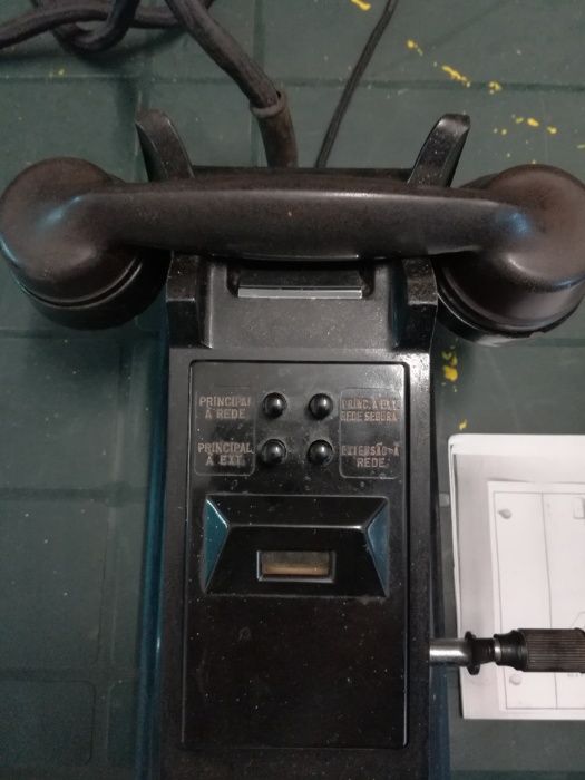 Telefones antigos modelo COMUTADOR 1049