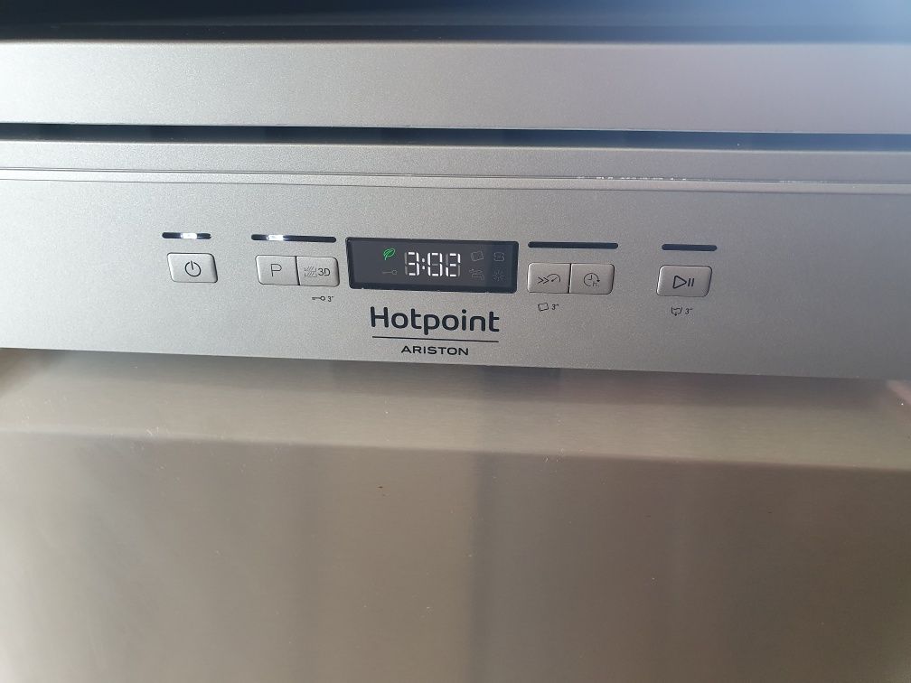 Máquina Lavar Louça Hotpoint HFC3C26CWX