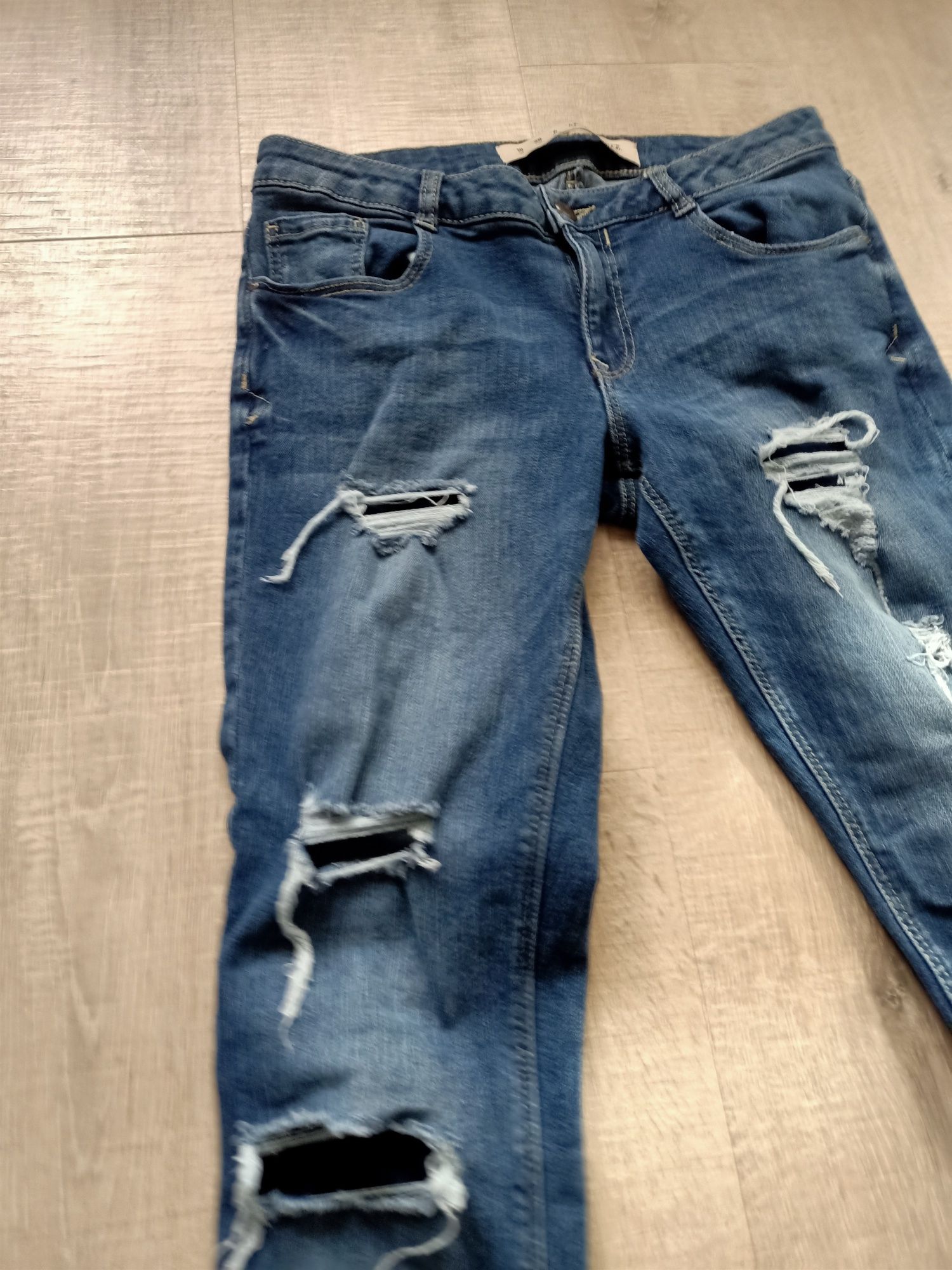 Jeansy firmy Denim rozmiar eur 38
 pas 76cm stan dobry. Zapraszam do o