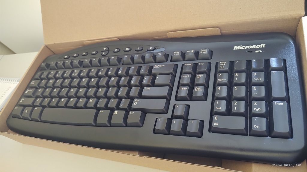 Klawiatura i mysz Microsoft bezprzewodowe