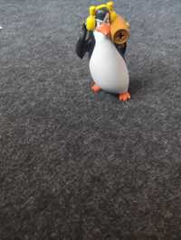 Figurka kowalskego z pingwiny z Madagaskaru i minionek