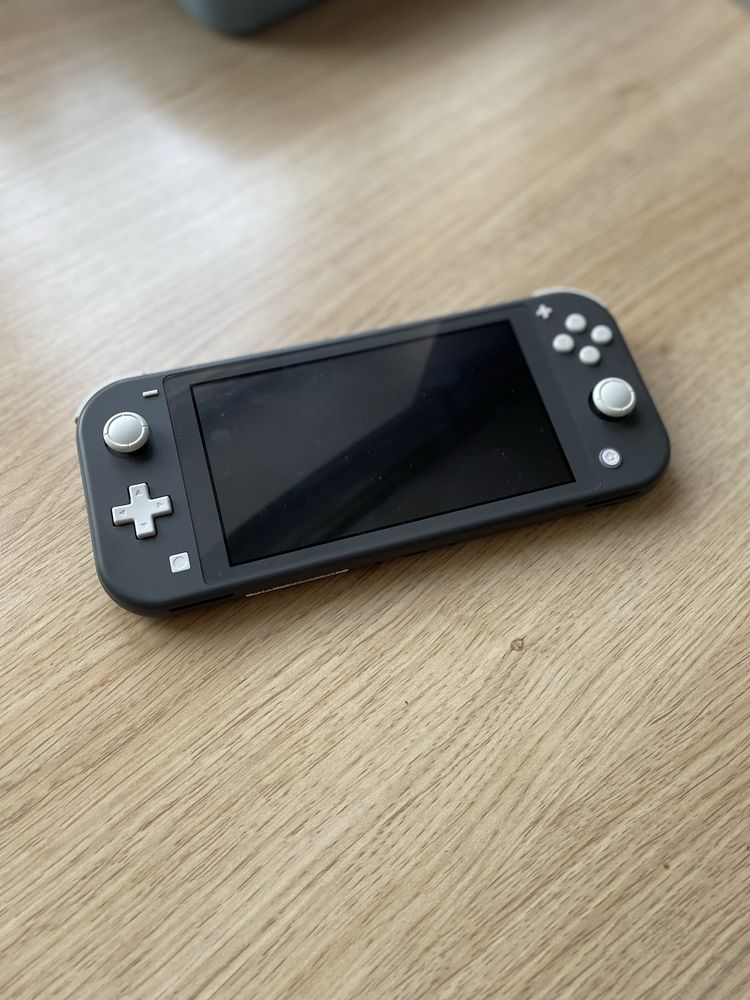 Ігрова приставка Nintendo Switch Lite