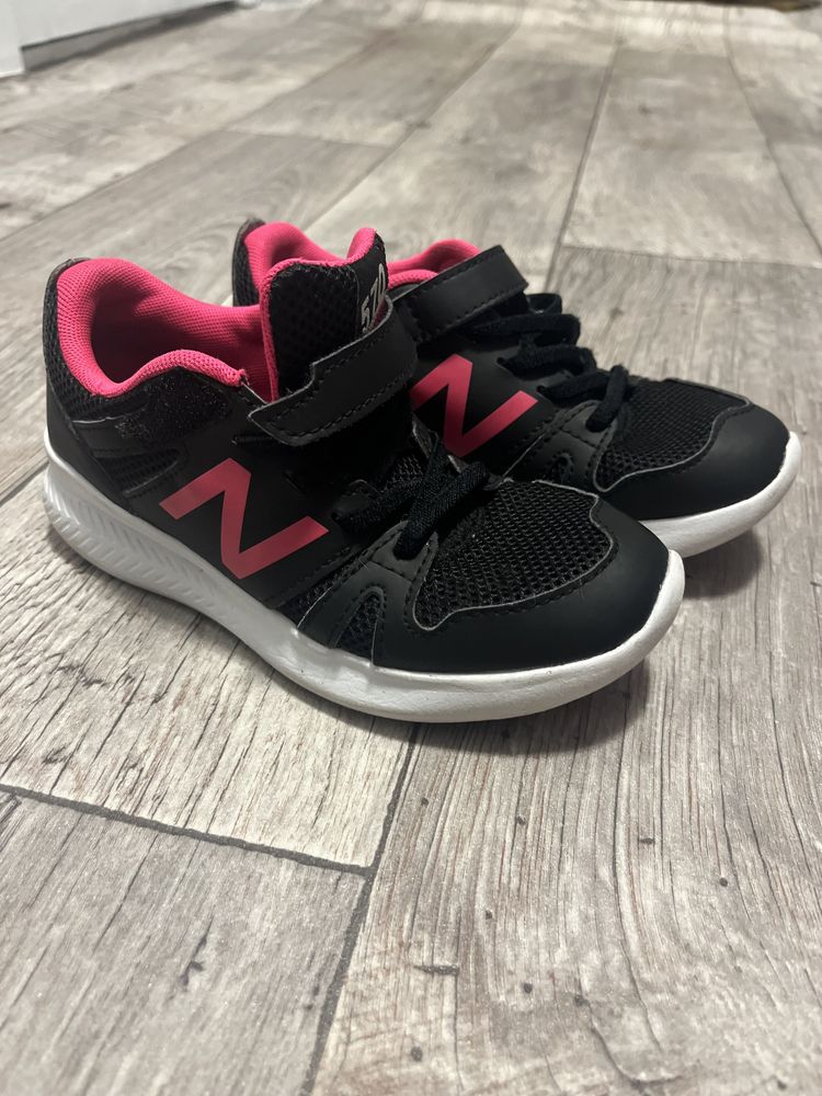 Кросівки New balance