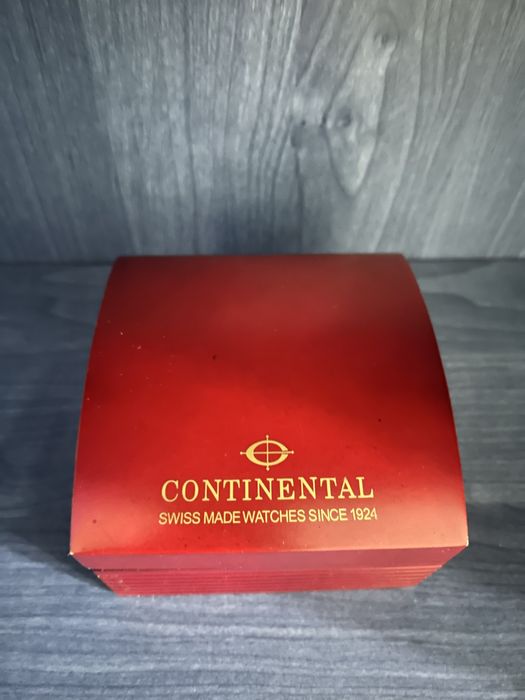 Коробка деревʼяна для годинника continental