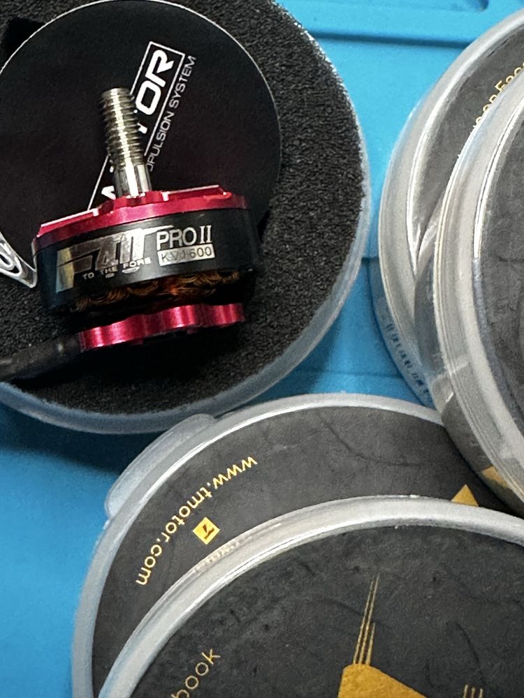 5 motors TMotor F40 Pro ll para drone FPV 1600 KV (6S)